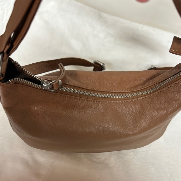 NWOT Genicci Brown Leather Hobo Bag with Adjustable Strap can be back backpack - Picture 10 of 12